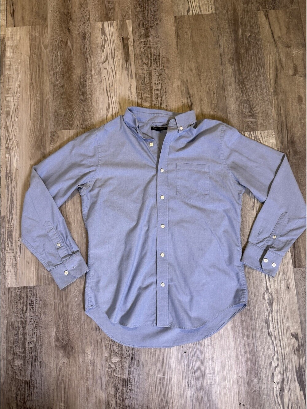Banana Republic Mens Medium Light Blue Oxford Cotton Button Down Shirt Pocket